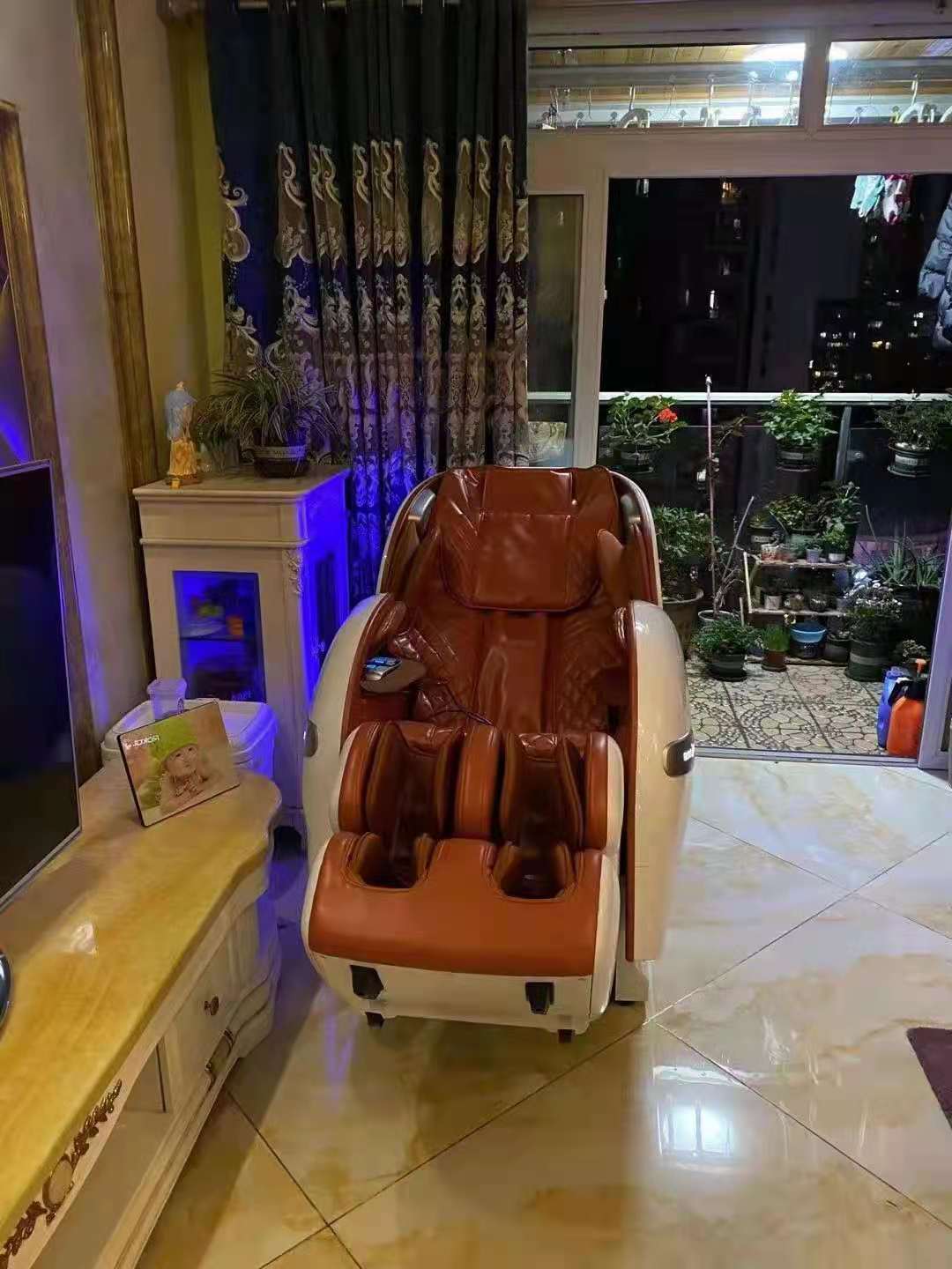 看片APP下载多少钱一台